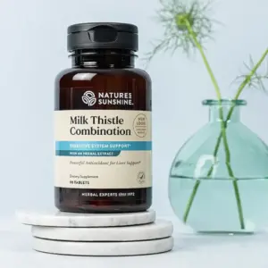 Combinación de cardo mariano